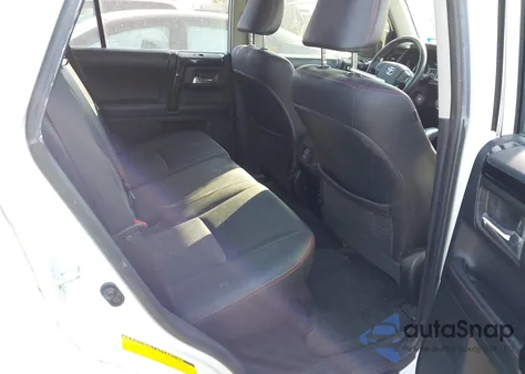 2017 Toyota 4Runner Trd Pro z USA, uszkodzony, nr VIN JTEBU5JR8H5421966